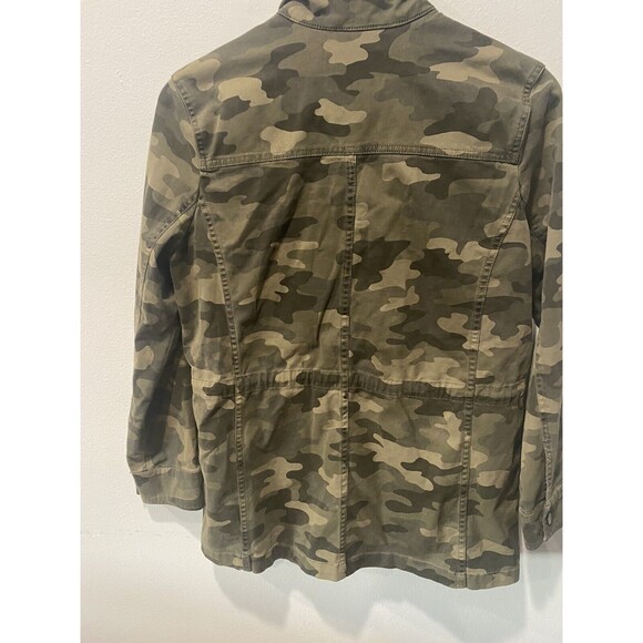 Lucky Brand Women's Long Sleeve Button Up Camo Printed Utility Jacket Sz Medium - Picture 6 of 6